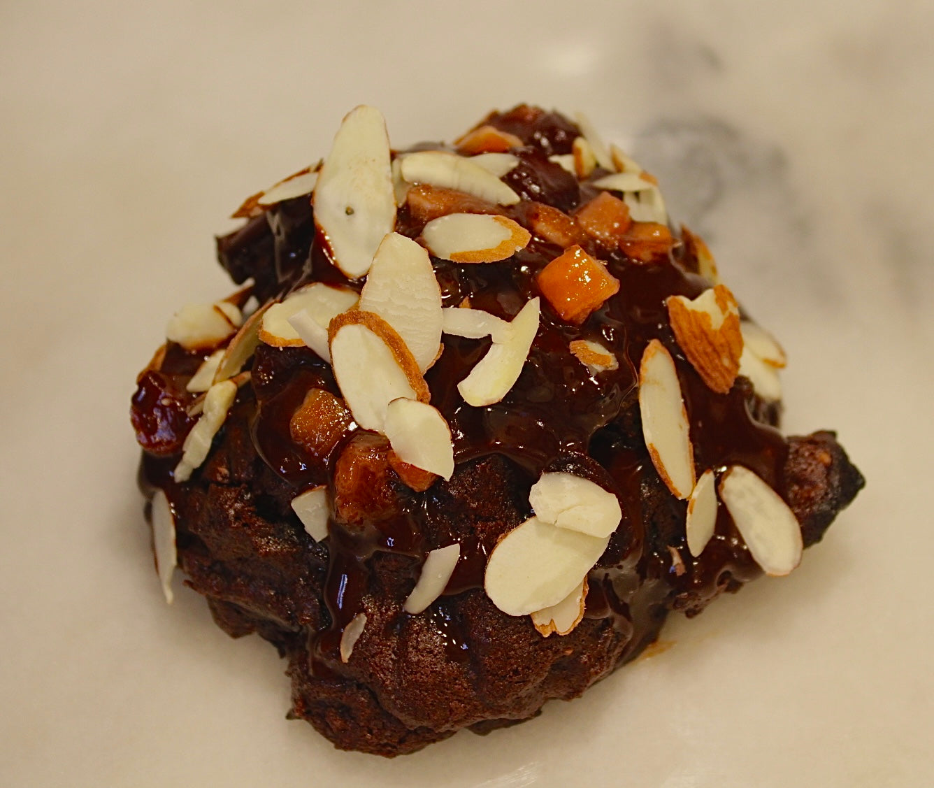 DARK FRUIT CHRISTMAS